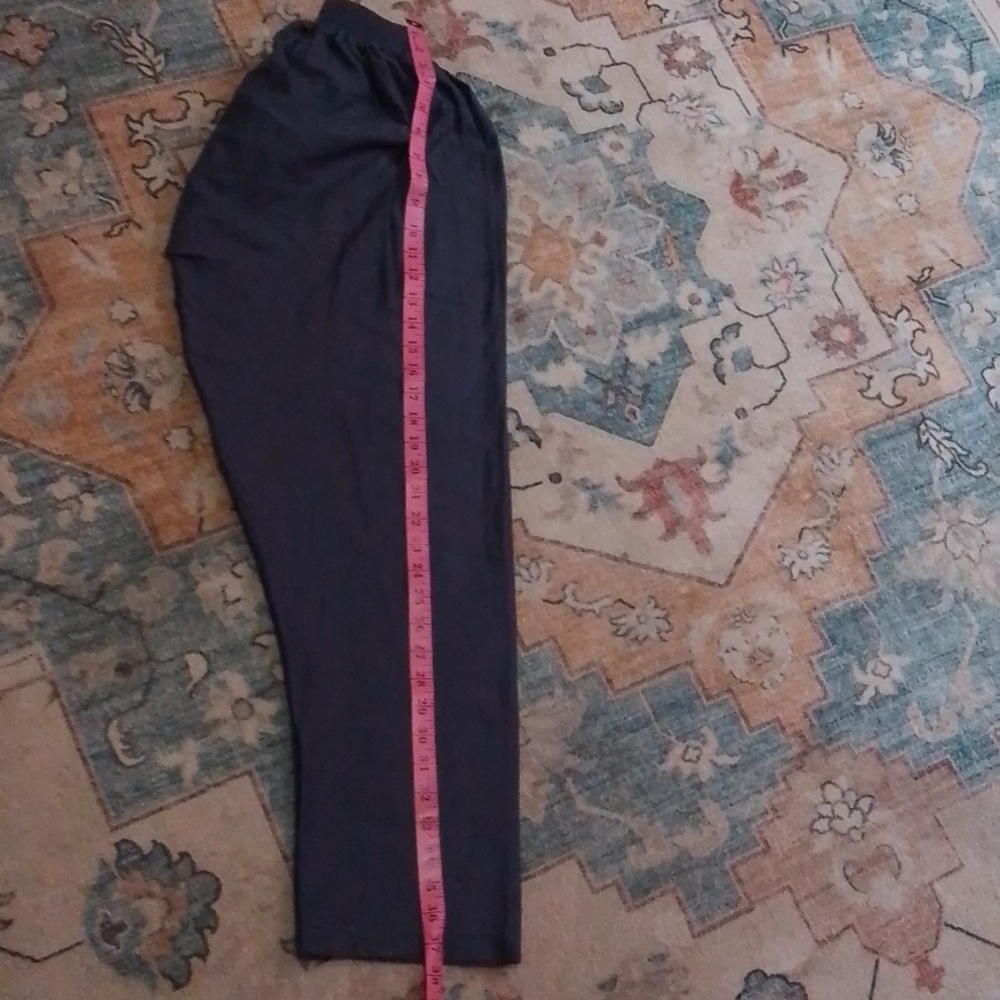 Chic Long Sleeve Navy Dress with White Embroidery - Picture 6 of 11